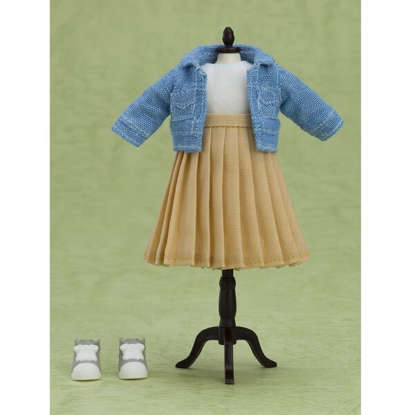 ※トルソーは付属いたしません。